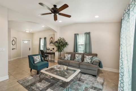 Villa ou maison à louer à Fort Lauderdale, Floride: 4 chambres, 137.4 m2 № 2191793 - photo 5