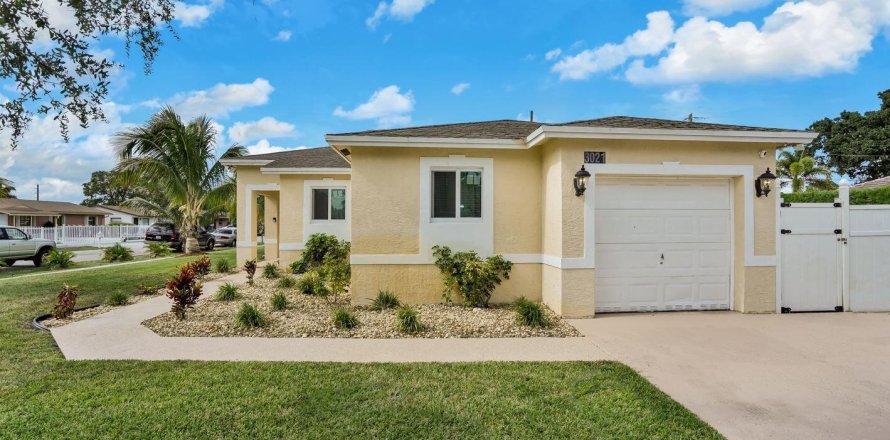 Villa ou maison à Fort Lauderdale, Floride 4 chambres, 137.4 m2 № 2191793