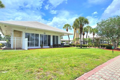 Copropriété à vendre à Pompano Beach, Floride: 2 chambres, 65.5 m2 № 2084941 - photo 2