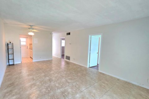 Copropriété à vendre à Pompano Beach, Floride: 2 chambres, 65.5 m2 № 2084941 - photo 9