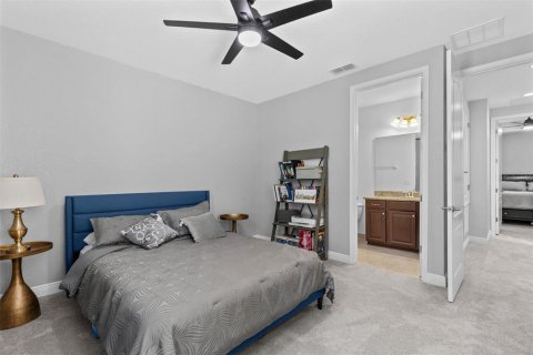 Townhouse in Orlando, Florida 2 bedrooms, 126.35 sq.m. № 2347244 - photo 17