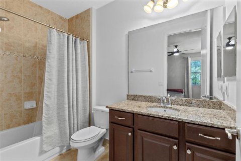 Townhouse in Orlando, Florida 2 bedrooms, 126.35 sq.m. № 2347244 - photo 18