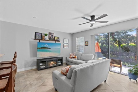 Townhouse in Orlando, Florida 2 bedrooms, 126.35 sq.m. № 2347244 - photo 9