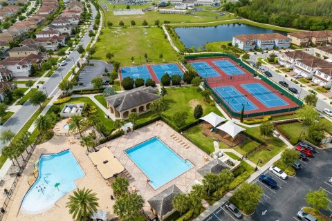Townhouse in Orlando, Florida 2 bedrooms, 126.35 sq.m. № 2347244 - photo 28