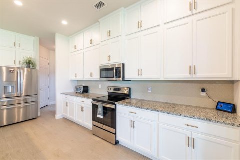 Villa ou maison à vendre à DeLand, Floride: 4 chambres, 218.51 m2 № 1909911 - photo 10
