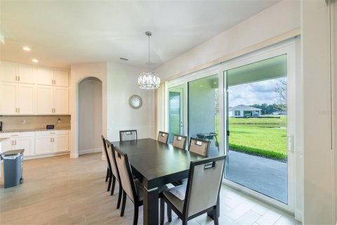 Villa ou maison à vendre à DeLand, Floride: 4 chambres, 218.51 m2 № 1909911 - photo 13