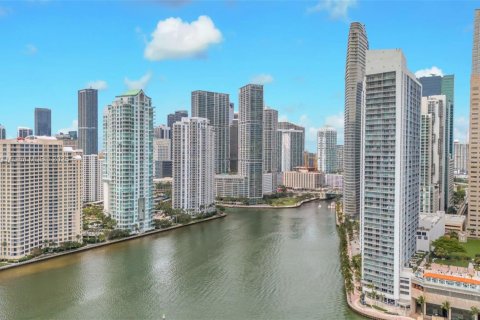 Condominio en venta en Miami, Florida, 1 dormitorio, 78.6 m2 № 1980370 - foto 20
