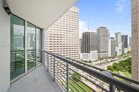 Condominio en venta en Miami, Florida, 1 dormitorio, 78.6 m2 № 1980370 - foto 17