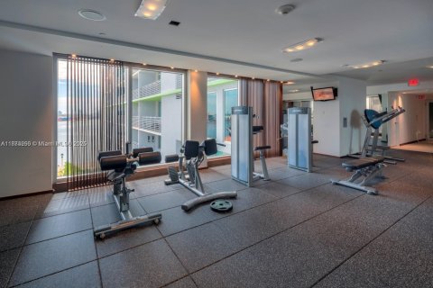 Condominio en venta en Miami, Florida, 1 dormitorio, 78.6 m2 № 1980370 - foto 27