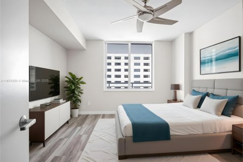 Condominio en venta en Miami, Florida, 1 dormitorio, 78.6 m2 № 1980370 - foto 14