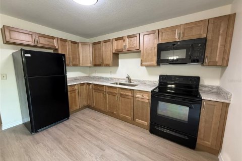 Casa en alquiler en Ocala, Florida, 3 dormitorios, 96.62 m2 № 1915349 - foto 6