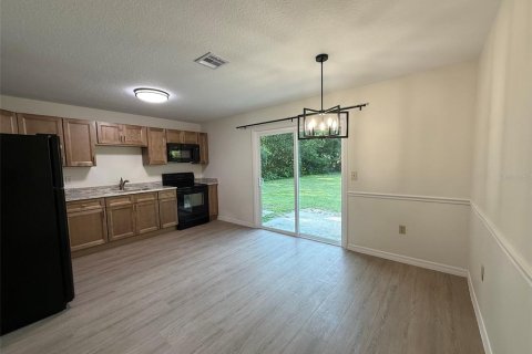 Casa en alquiler en Ocala, Florida, 3 dormitorios, 96.62 m2 № 1915349 - foto 8