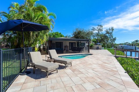Immobilier commercial à vendre à Sarasota, Floride: 4 chambres, 136.19 m2 № 1539458 - photo 7