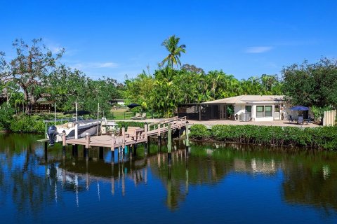 Immobilier commercial à vendre à Sarasota, Floride: 4 chambres, 136.19 m2 № 1539458 - photo 6