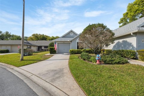 Condo in New Port Richey, Florida, 2 bedrooms  № 1734798 - photo 3