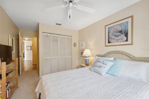 Condo in New Port Richey, Florida, 2 bedrooms  № 1734798 - photo 22