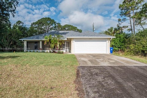 Villa ou maison à vendre à Vero Beach, Floride: 3 chambres, 135.45 m2 № 2080971 - photo 4