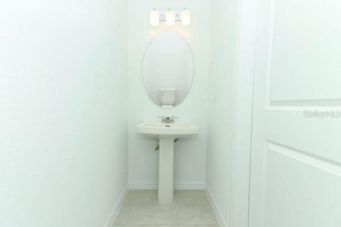 Купить виллу или дом в Хейнс-Сити, Флорида 9 комнат, 233.74м2, № 1851157 - фото 24