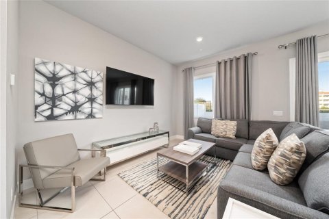 Condo in Four Corners, Florida, 3 bedrooms  № 2206845 - photo 5