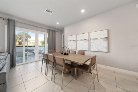 Condo in Four Corners, Florida, 3 bedrooms  № 2206845 - photo 7