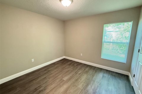 Apartment in Leesburg, Florida 3 bedrooms, 121.79 sq.m. № 2294713 - photo 17