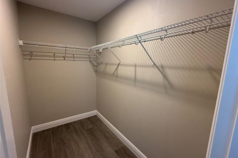 Apartment in Leesburg, Florida 3 bedrooms, 121.79 sq.m. № 2294713 - photo 13