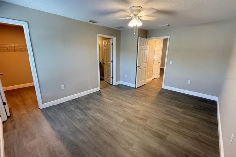 Apartment in Leesburg, Florida 3 bedrooms, 121.79 sq.m. № 2294713 - photo 12