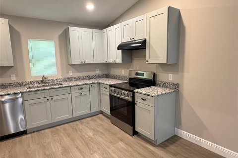 Apartment in Leesburg, Florida 3 bedrooms, 121.79 sq.m. № 2294713 - photo 9