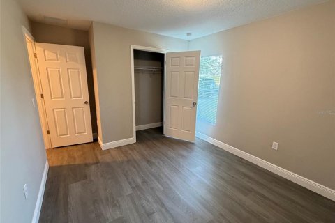 Apartment in Leesburg, Florida 3 bedrooms, 121.79 sq.m. № 2294713 - photo 21