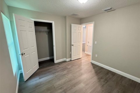 Apartment in Leesburg, Florida 3 bedrooms, 121.79 sq.m. № 2294713 - photo 18