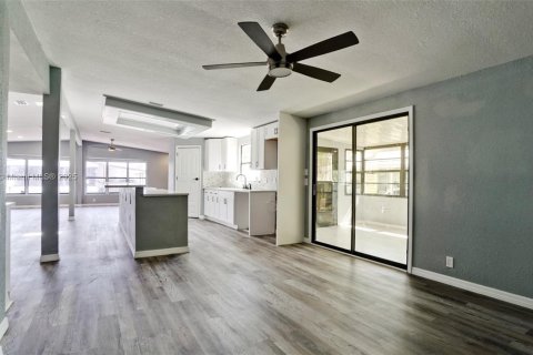 Купить кондоминиум в Брейдентон, Флорида 4 комнаты, 156.08м2, № 1709064 - фото 18