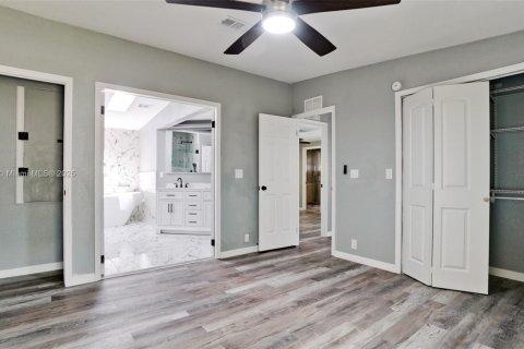 Купить кондоминиум в Брейдентон, Флорида 4 комнаты, 156.08м2, № 1709064 - фото 22