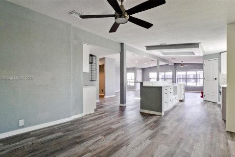 Купить кондоминиум в Брейдентон, Флорида 4 комнаты, 156.08м2, № 1709064 - фото 17