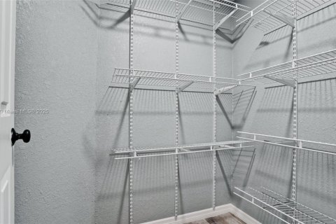 Купить кондоминиум в Брейдентон, Флорида 4 комнаты, 156.08м2, № 1709064 - фото 26