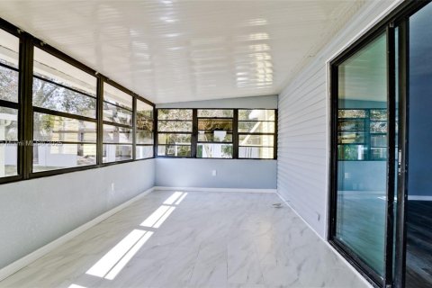 Купить кондоминиум в Брейдентон, Флорида 4 комнаты, 156.08м2, № 1709064 - фото 19