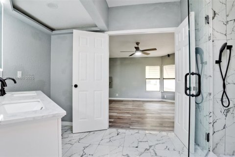 Купить кондоминиум в Брейдентон, Флорида 4 комнаты, 156.08м2, № 1709064 - фото 24