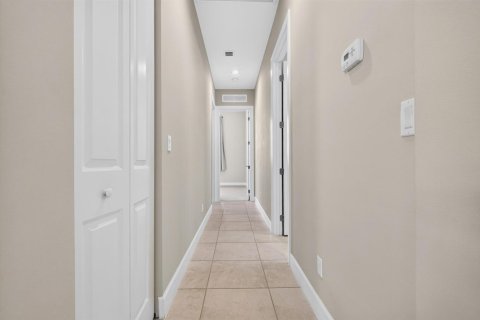 Casa en alquiler en Lake Worth, Florida, 3 dormitorios, 185.53 m2 № 2269526 - foto 29