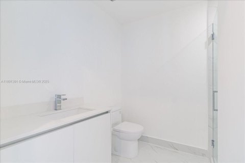 Снять в аренду кондоминиум в Майами, Флорида 1 спальня, № 1944681 - фото 16