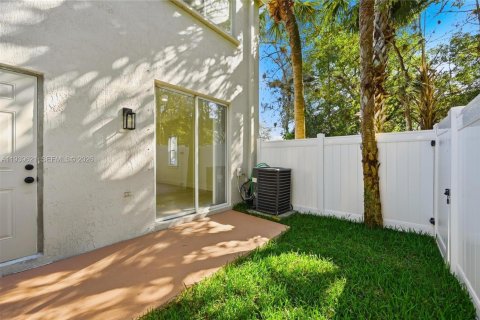 Купить таунхаус в Коконат Крик, Флорида 3 спальни, 141.58м2, № 1997817 - фото 25