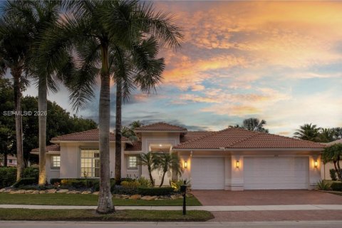 Villa ou maison à Weston, Floride 5 chambres, 332.5 m2 № 2058081