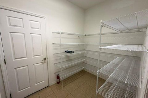 Villa ou maison à louer à Davenport, Floride: 5 chambres, 292.74 m2 № 2380738 - photo 19