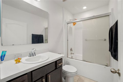 Villa ou maison à louer à Davenport, Floride: 4 chambres, 144.37 m2 № 2315230 - photo 10