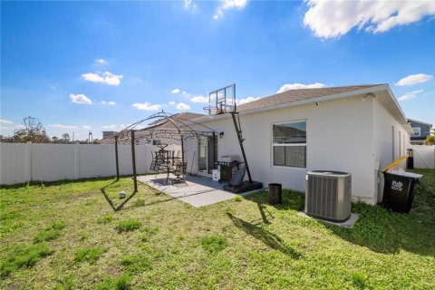 Villa ou maison à louer à Davenport, Floride: 4 chambres, 144.37 m2 № 2315230 - photo 21