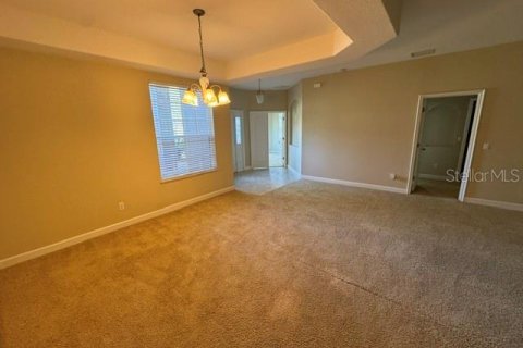 House in Clermont, Florida 4 bedrooms, 341.51 sq.m. № 2222413 - photo 6