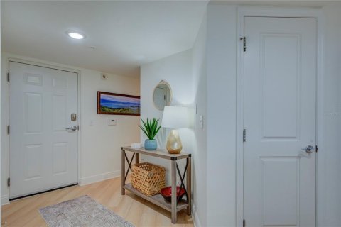Condo in Saint Pete Beach, Florida, 3 bedrooms  № 2233080 - photo 2