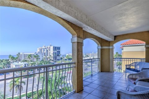 Condo in Saint Pete Beach, Florida, 3 bedrooms  № 2233080 - photo 22
