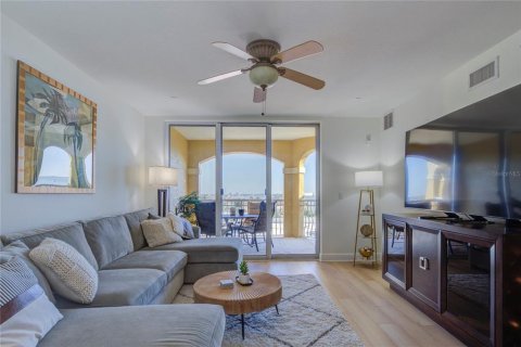 Condo in Saint Pete Beach, Florida, 3 bedrooms  № 2233080 - photo 15