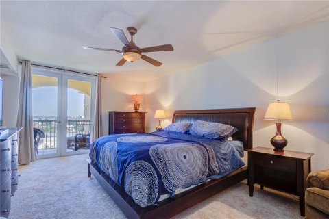 Condo in Saint Pete Beach, Florida, 3 bedrooms  № 2233080 - photo 19