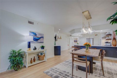 Condo in Saint Pete Beach, Florida, 3 bedrooms  № 2233080 - photo 13