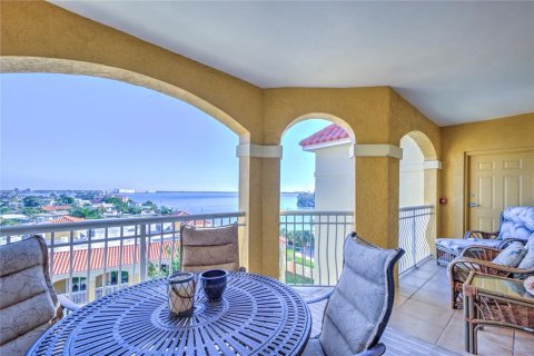 Condo in Saint Pete Beach, Florida, 3 bedrooms  № 2233080 - photo 17